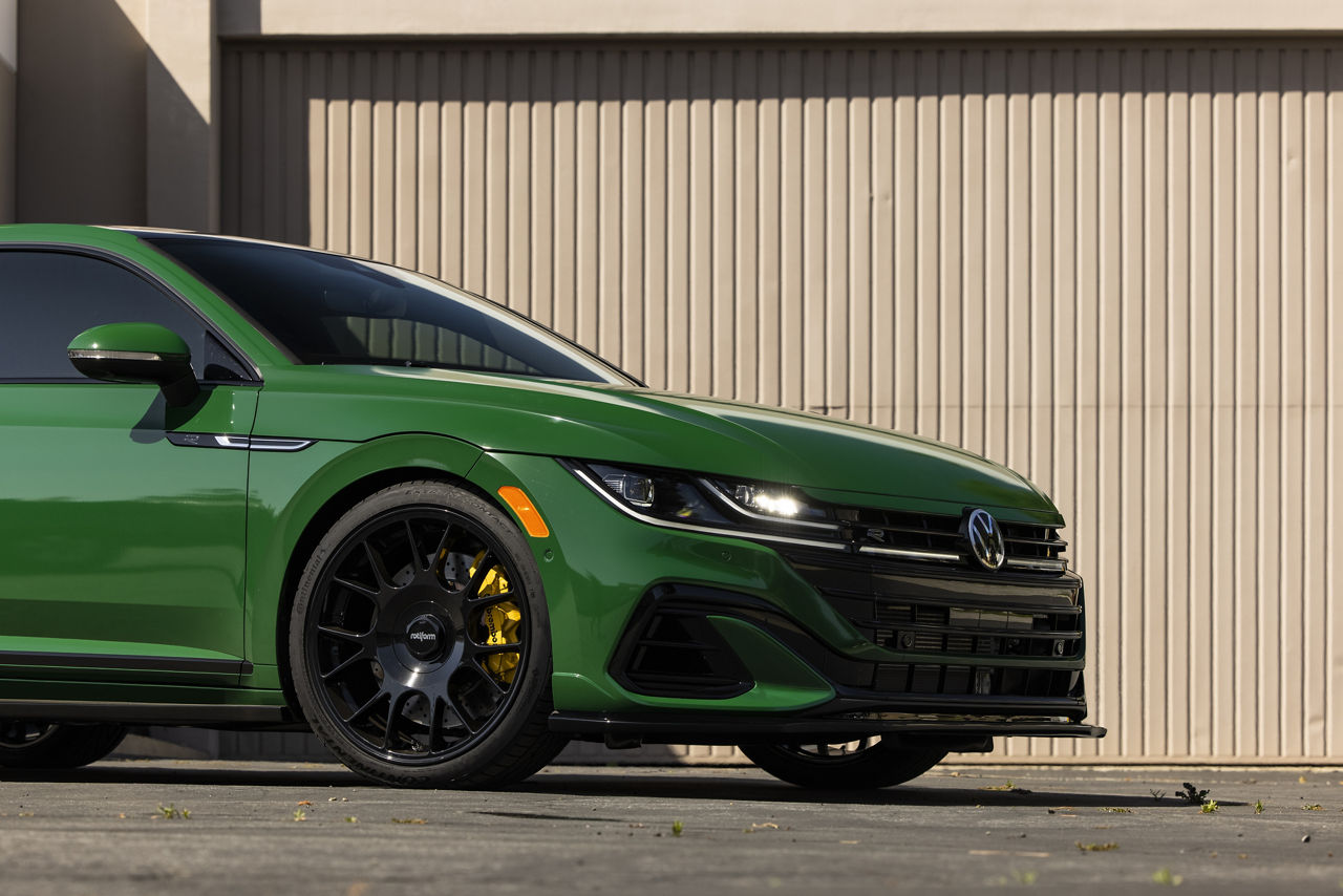 2020 Volkswagen Arteon - Rotiform TUF-R - Black | Rotiform